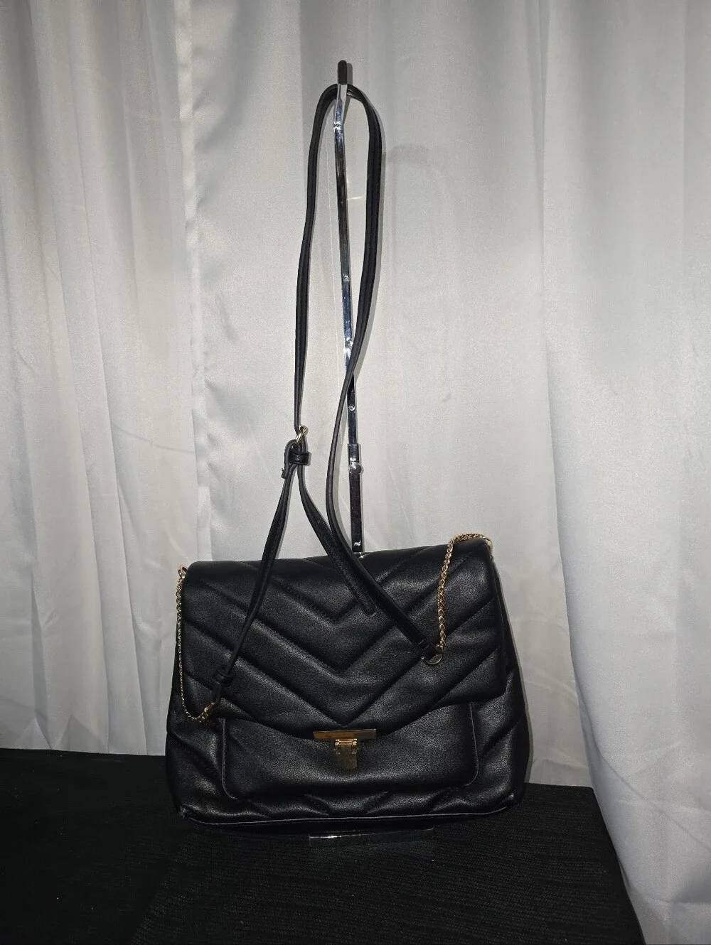 A NEW DAY Classic Black Quilted Crossbody Shoulder Bag
